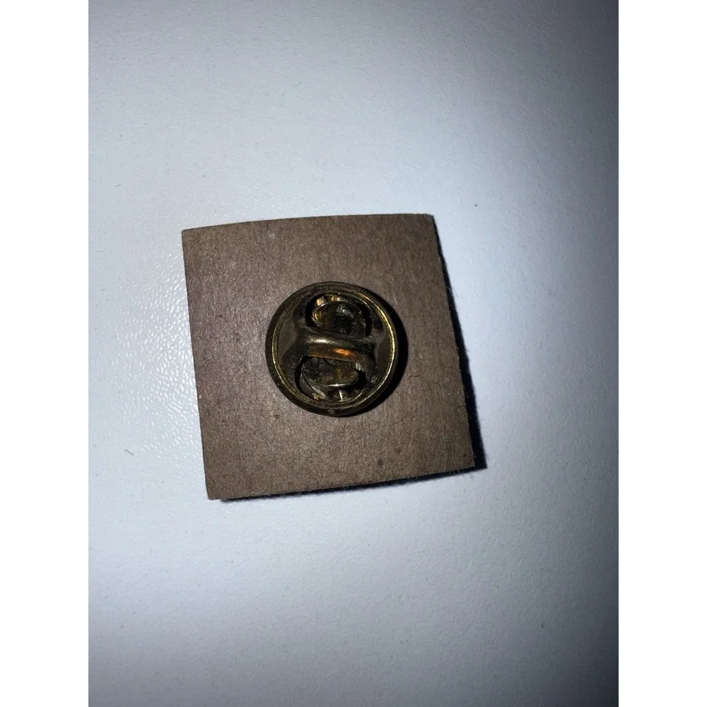 Golf Bag Tie Tack‎ Lapel Pin Brooch Gold Colored Very Small Intricate Detailed